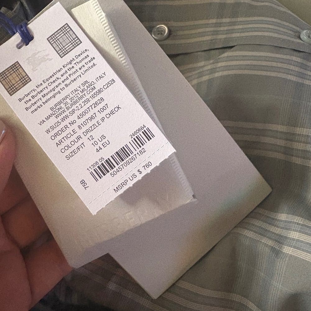 Men’s Burberry shirt
